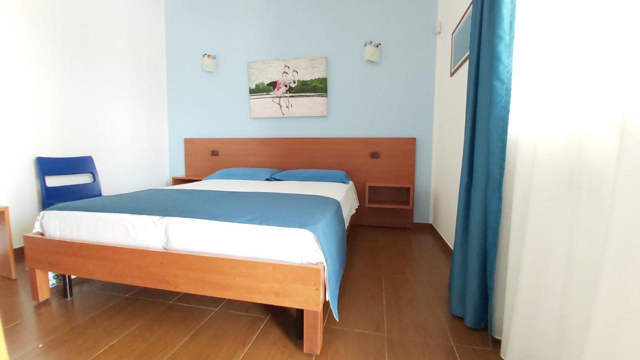Residence Bandiera Gialla Margherita Di Savoia Exterior foto