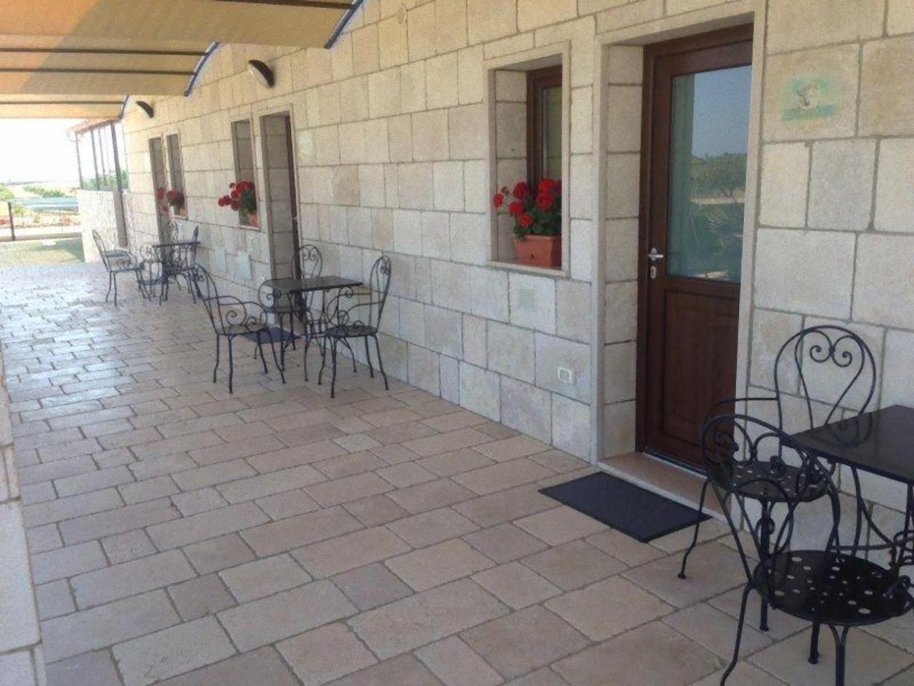 Residence Bandiera Gialla Margherita Di Savoia Exterior foto